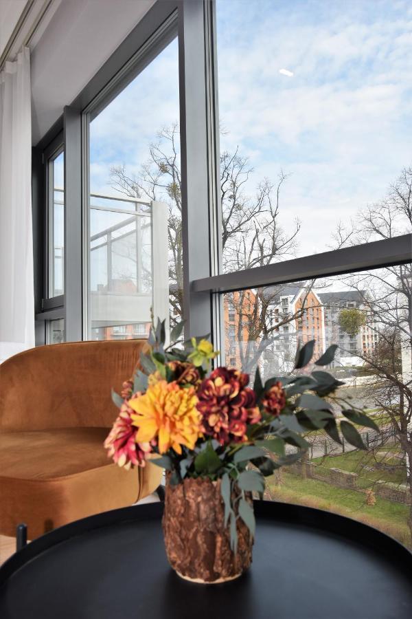Patio Riverfront Aparthotel Gdańsk Exterior foto